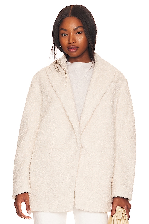 view 2 of 5 FAUX FUR コート in Horchata