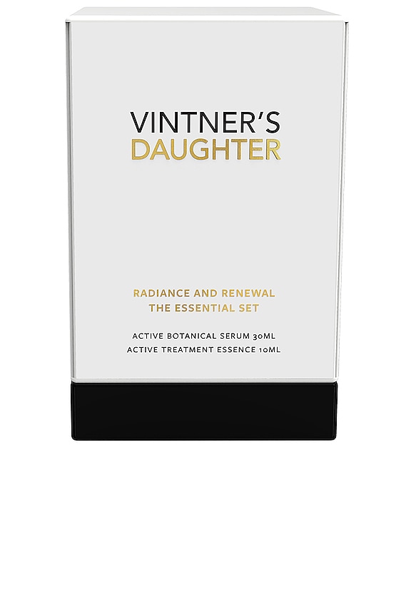 view 2 of 2 RADIANCE AND RENEWAL 스킨케어 세트 in 