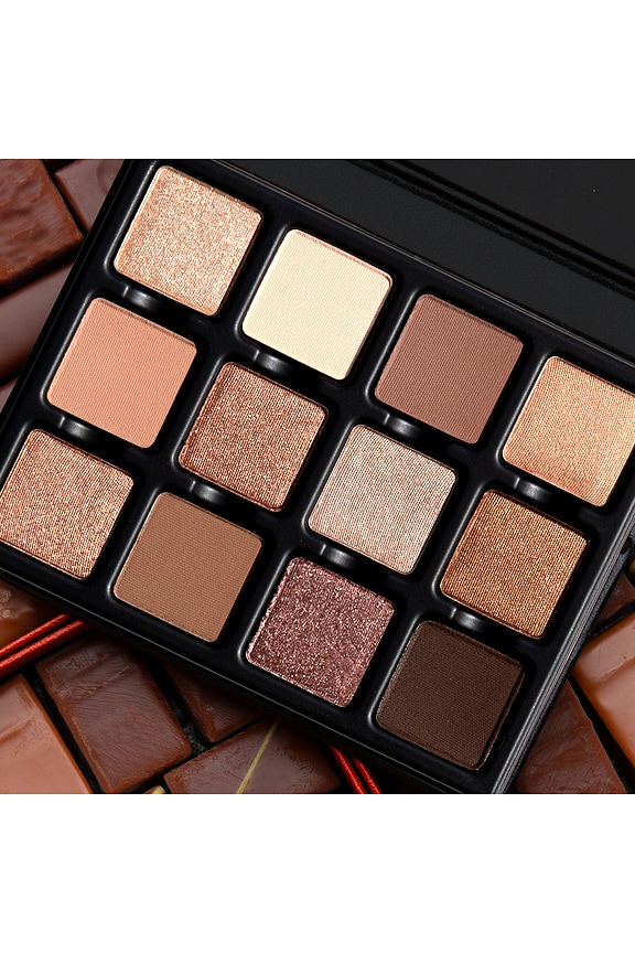 view 2 of 6 Praline Etendu Palette in 