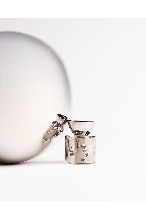 view 2 of 4 Mini Woo: The Sixth Eau De Parfum in 