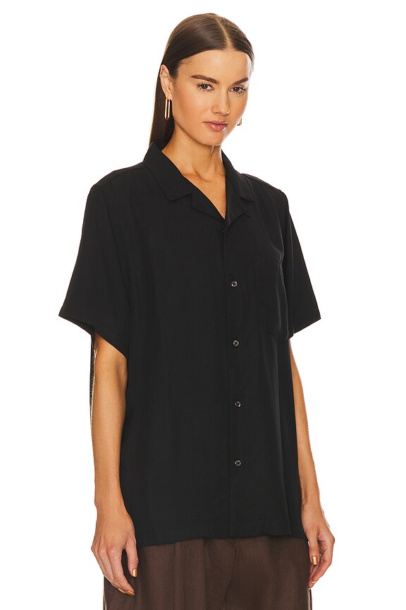 view 2 of 4 Tシャツ in black