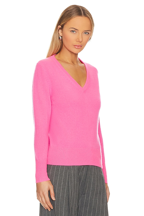 view 2 of 4 캐시미어 브이넥 스웨터 in Pink Glow