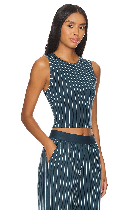 view 2 of 5 スリーブレスタンクトップ in Navy & Cream