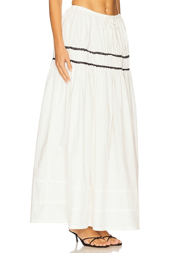 view 2 of 6 FALDA MIDI ESCALONADA in White