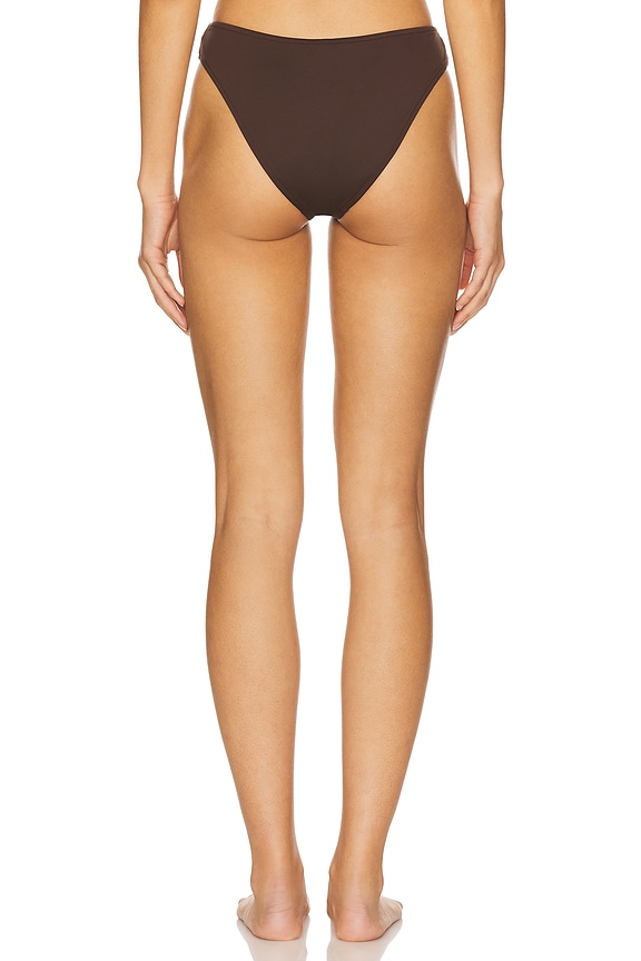 Classic Scoop Bottom