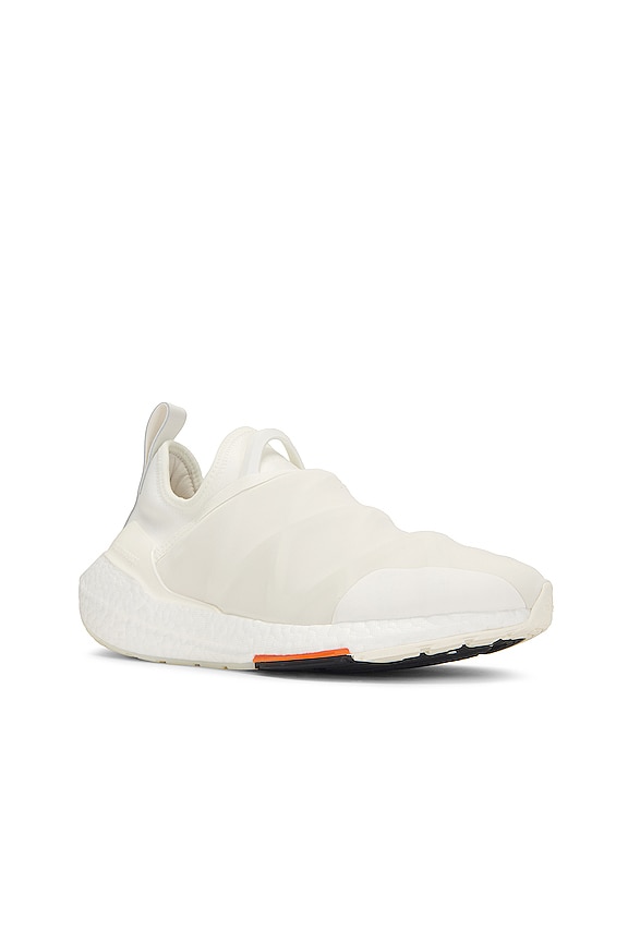 view 2 of 6 Y-3 ウルトラブースト in White