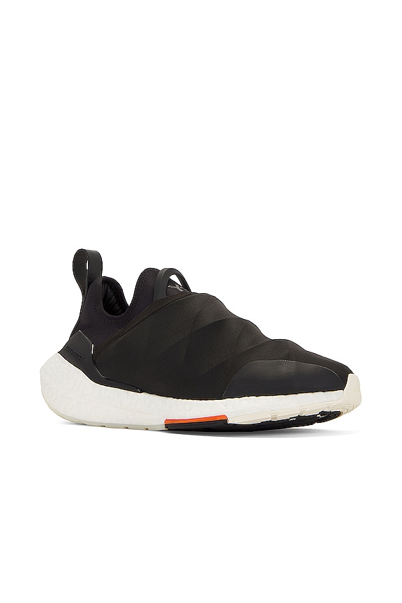 view 2 of 6 Ultraboost 22 in Black