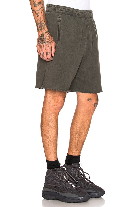 view 2 of 4 ШОРТЫ in Core