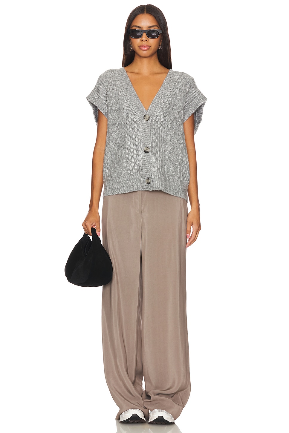 525 Page Button Front Cable Vest
