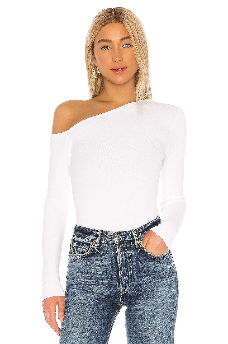 525 Asymmetrical Pullover Top in Bleach 