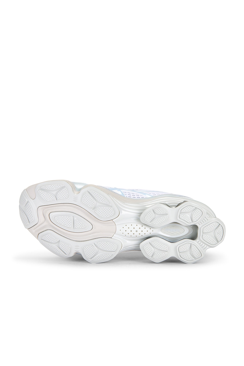 US6-S Gel-Kinetic Fluent Sneaker