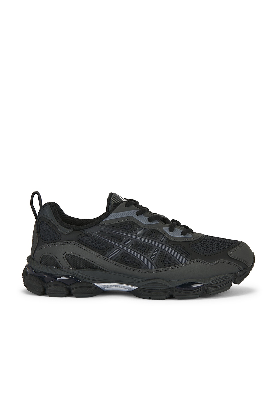 Asics Gel-Nyc Rgd Sneaker in Black & Graphite Grey | REVOLVE