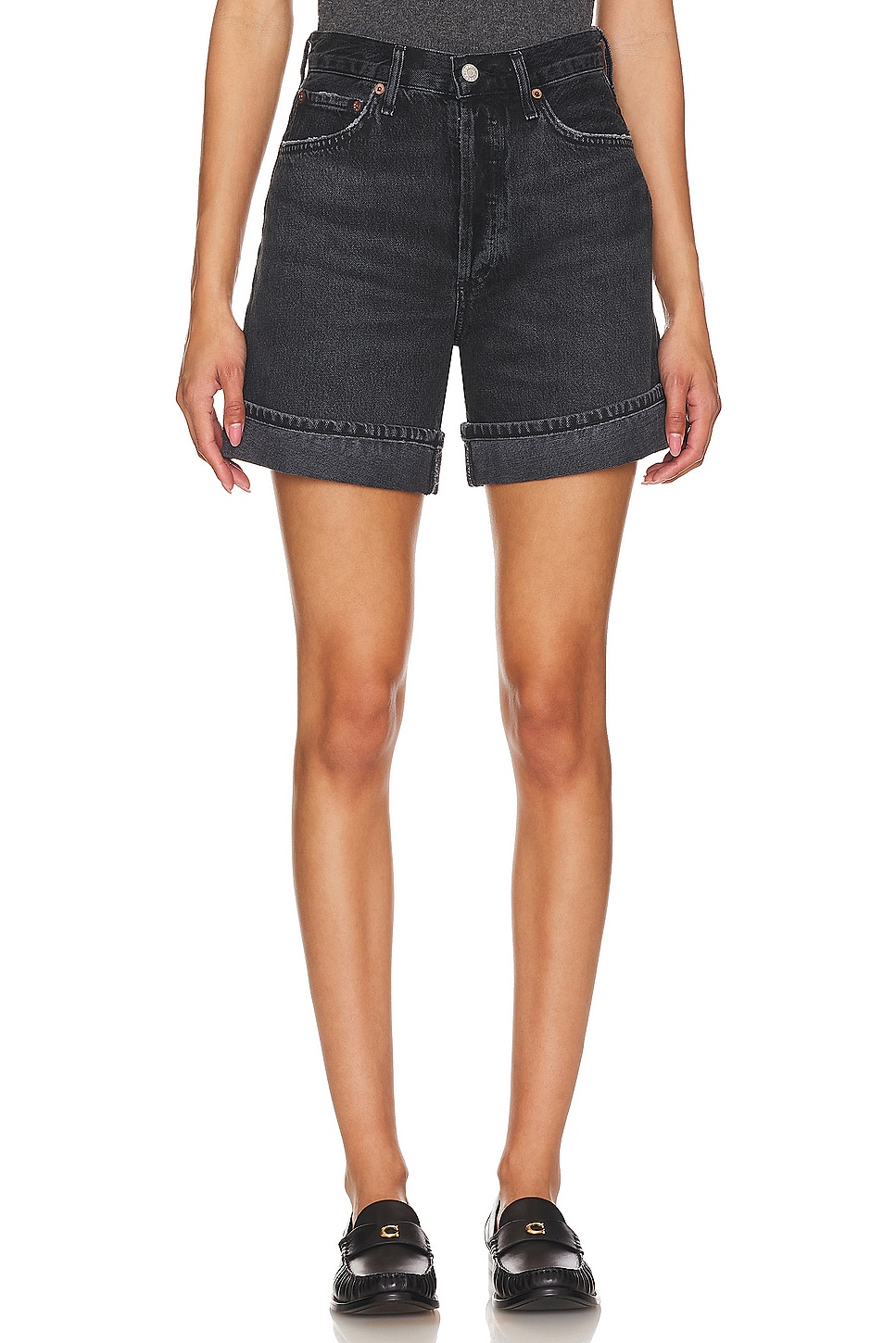 alo Airbrush Short in Black