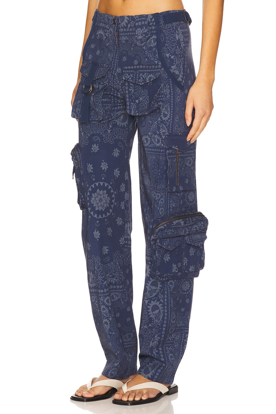 Lisina Atma Pant - Thumbnail 3