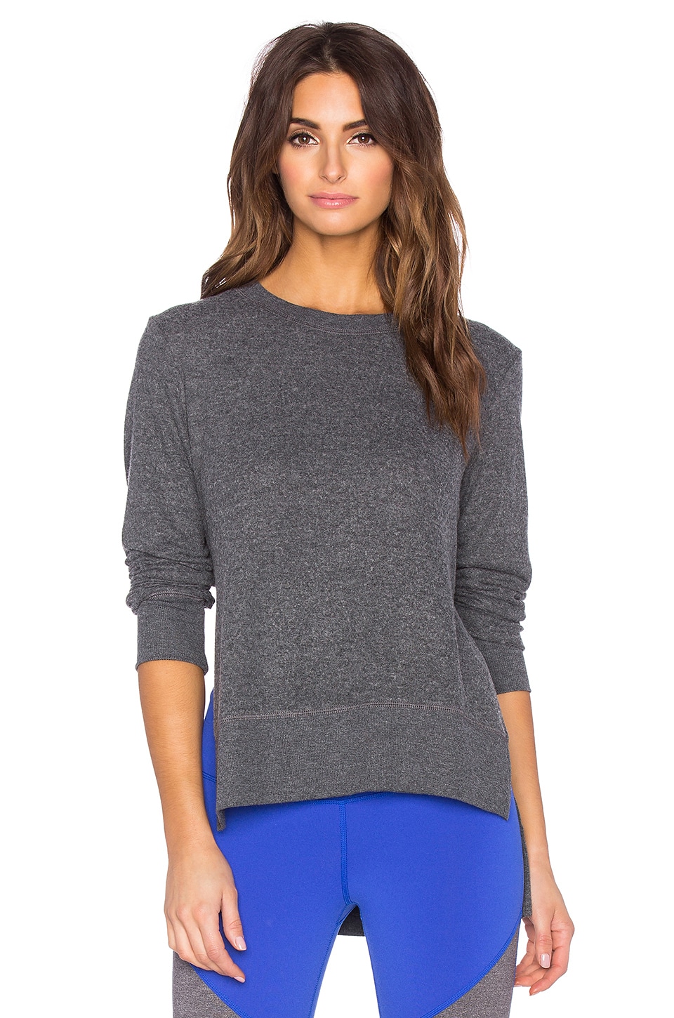 alo Glimpse Long Sleeve Top in Charcoal 