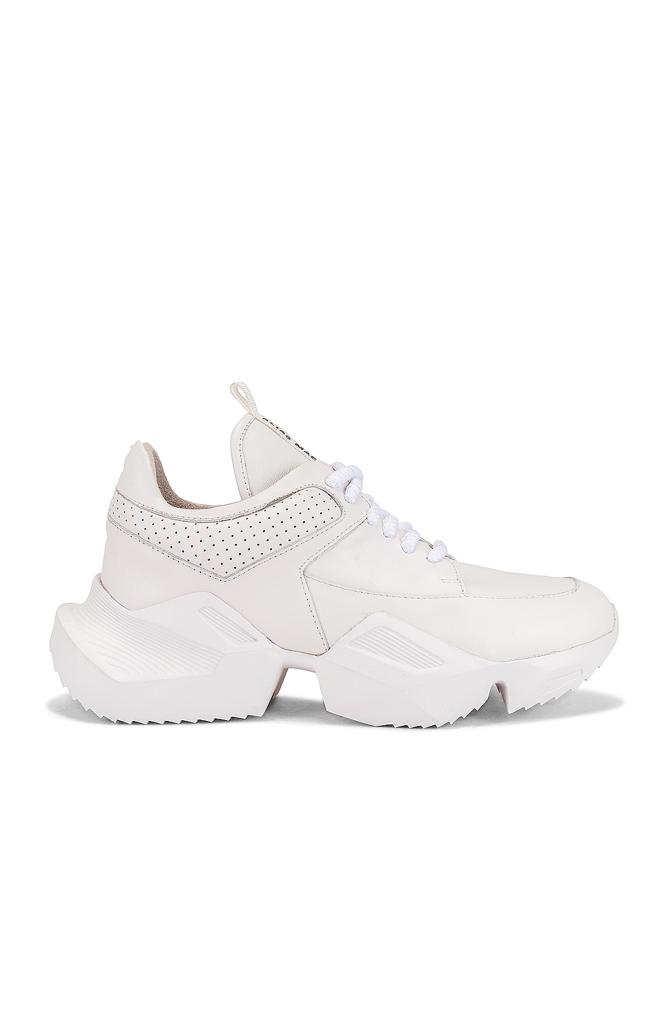 alias mae tommy sneaker