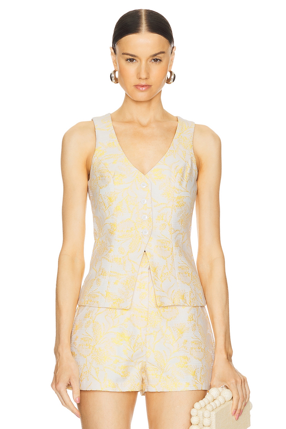 Bbq In Giardino Outfit Grigliata Estiva Carnegie Vest