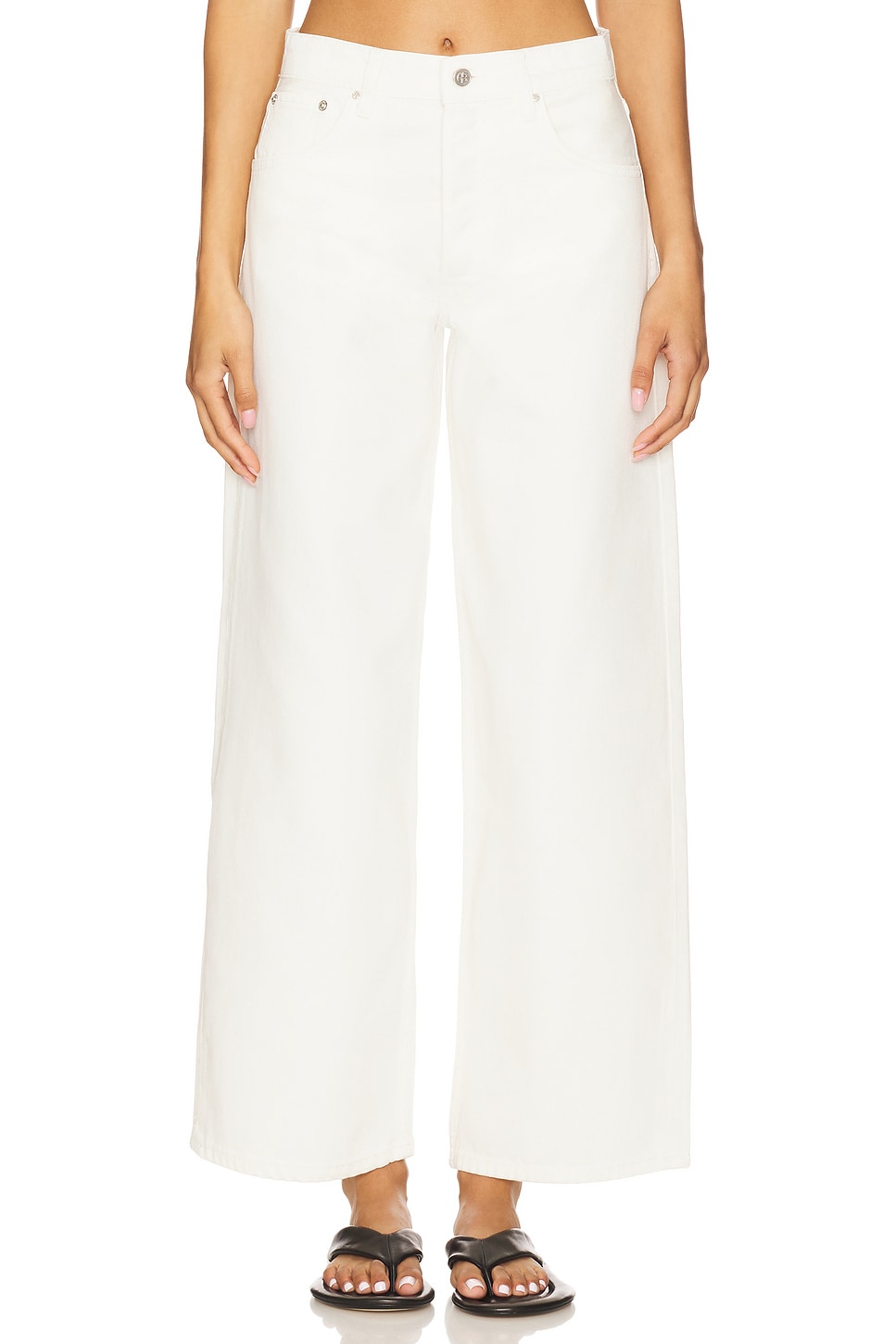 Manon Jeans - Thumbnail 1