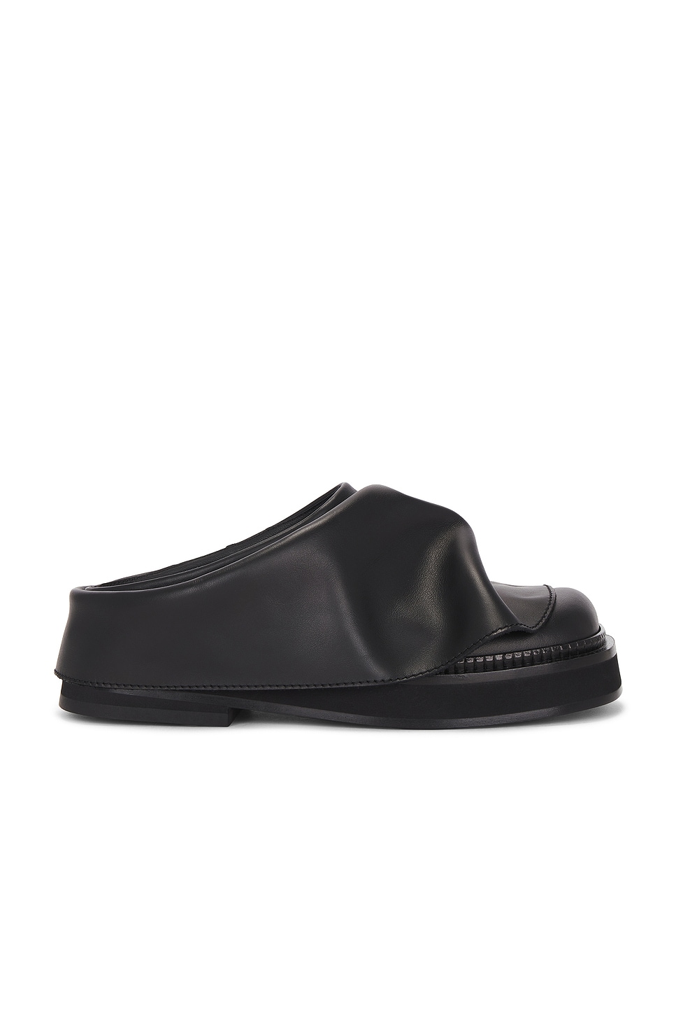 THE ATTICO MINI ROBIN フラットシューズ - Black | REVOLVE