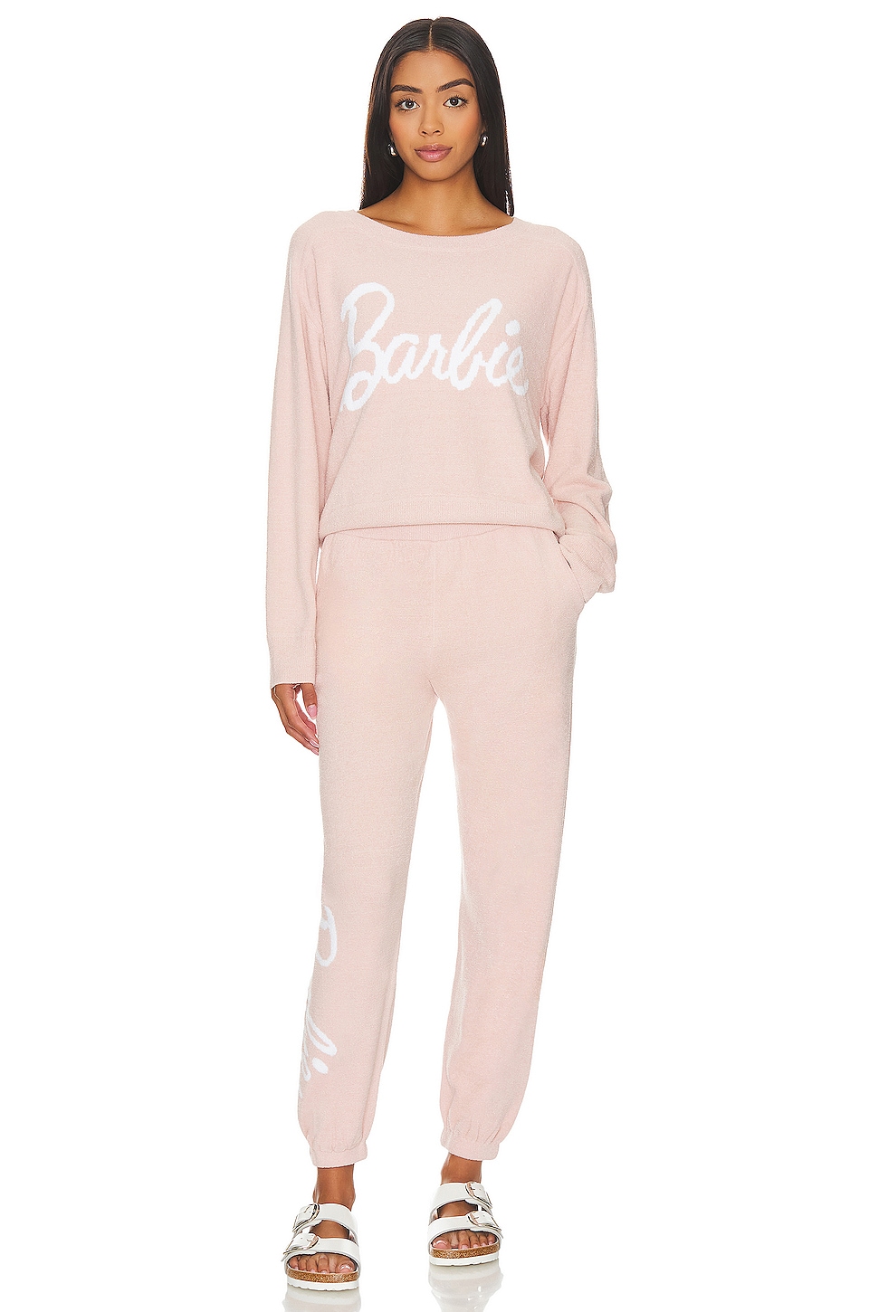 【Barefoot Dreams x Barbie】バービー ロゴ パーカー上下セット The CozyChic Ultra Lite® Youth Barbie™ Pullover | Barefoot