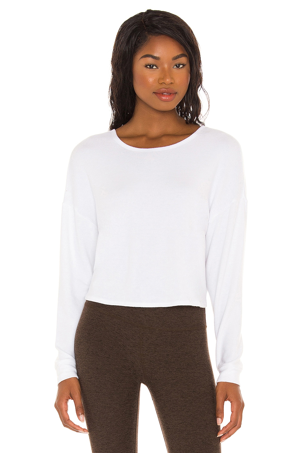 Beyond Yoga Do The Twist Cropped Pullover in White | REVOLVE