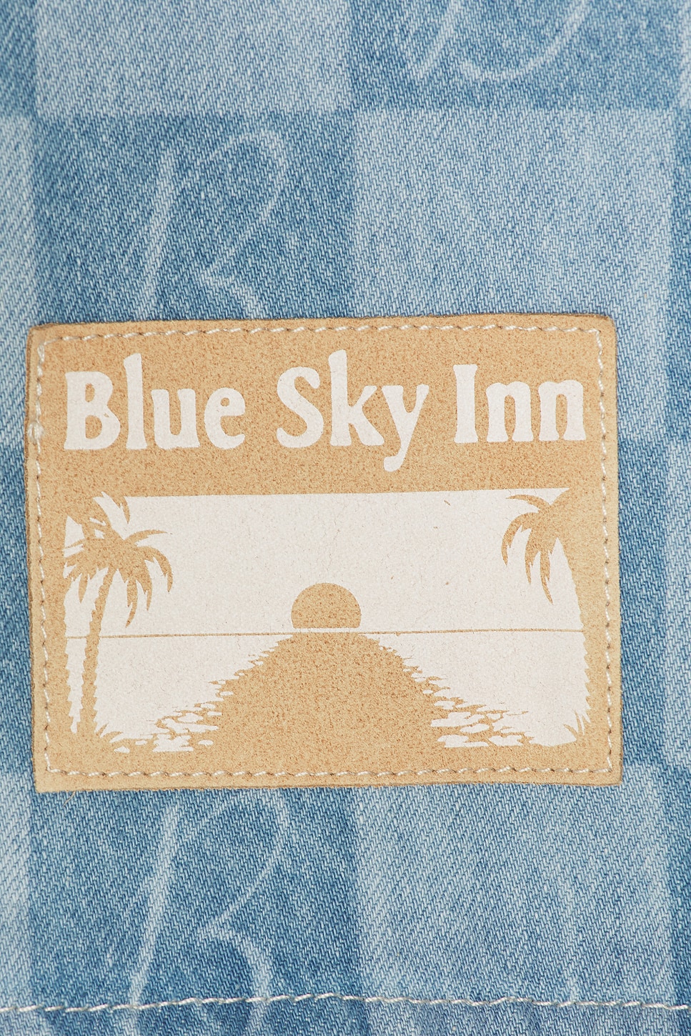 Blue Sky Inn - Thumbnail 2