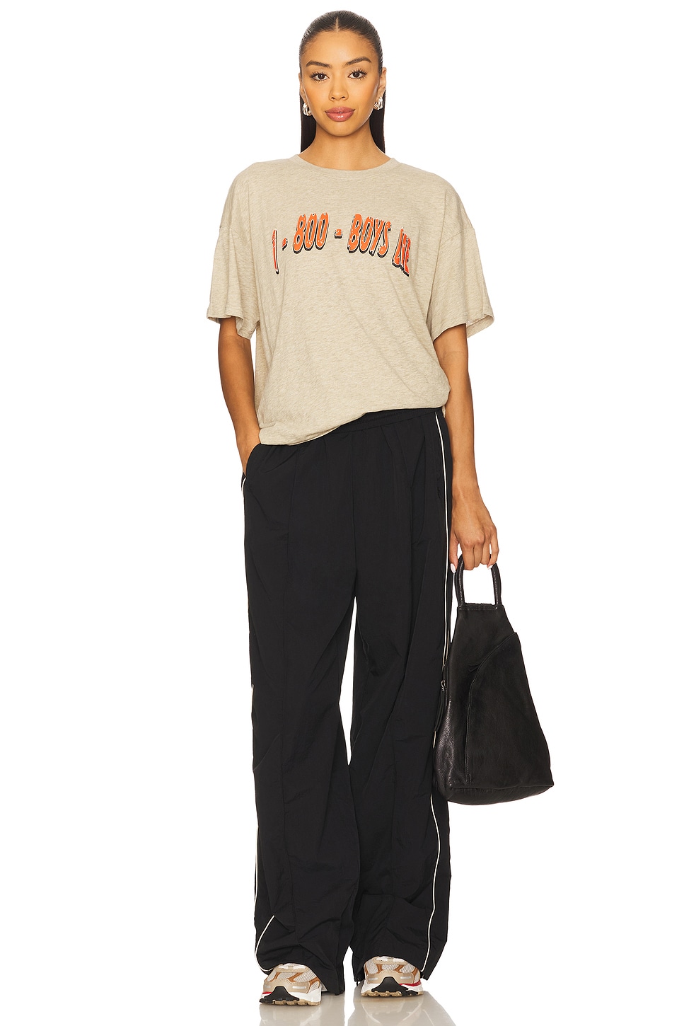 1-800-manhunt Heather Bf Tshirt