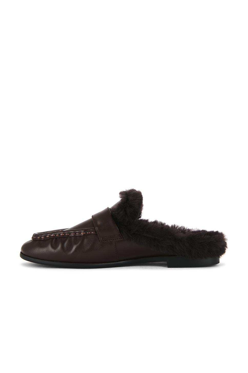 Theo Flat