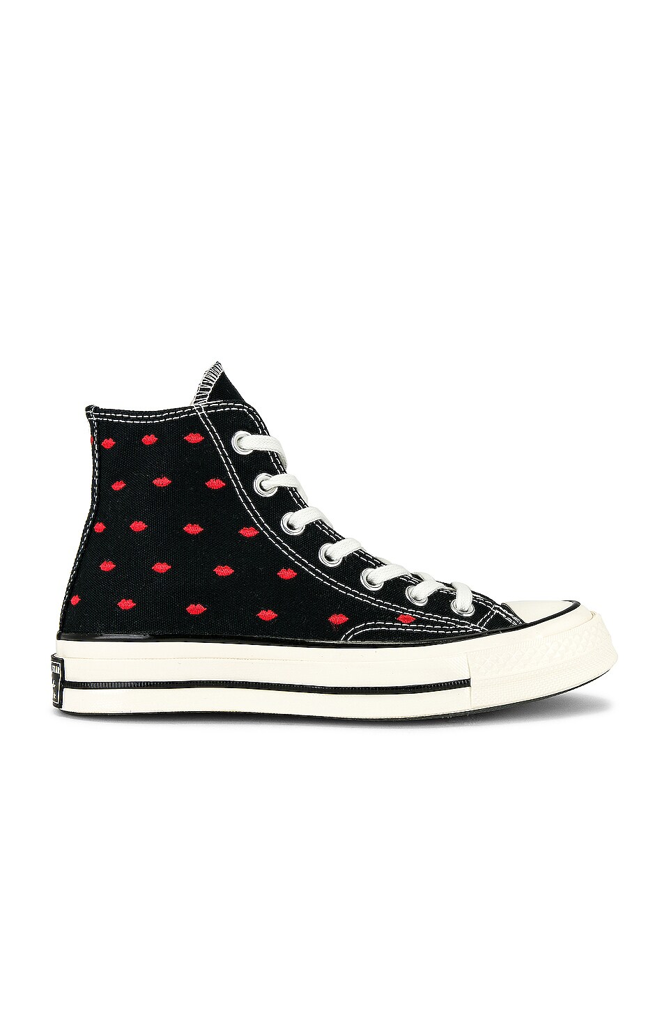 Converse Chuck 70 Sneaker in Black, University Red, & Egret | REVOLVE