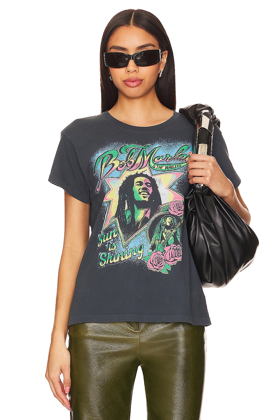 DAYDREAMER Bob Marley And The Wailers Sun Is Shining Tee in Vintage Black