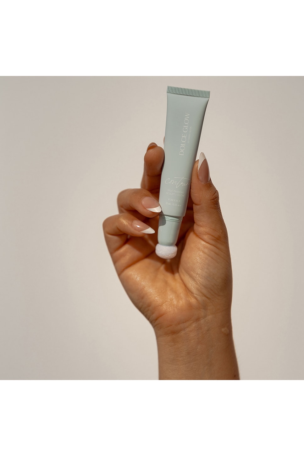 Contour Self-Tanning Sculpt + Glow