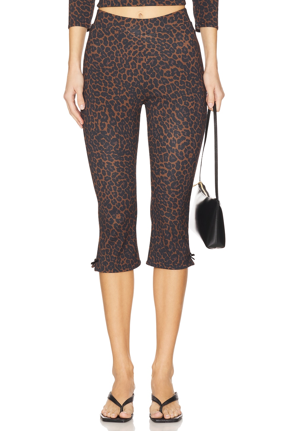 x REVOVLE Caria Capri Printed Pants