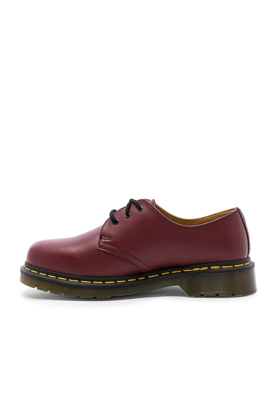 【Dr.Martens】1461 3ホール CherryRed UK7/26cm Dr. Martens 1461 3-Eye Shoe in Cherry Red | REVOLVE