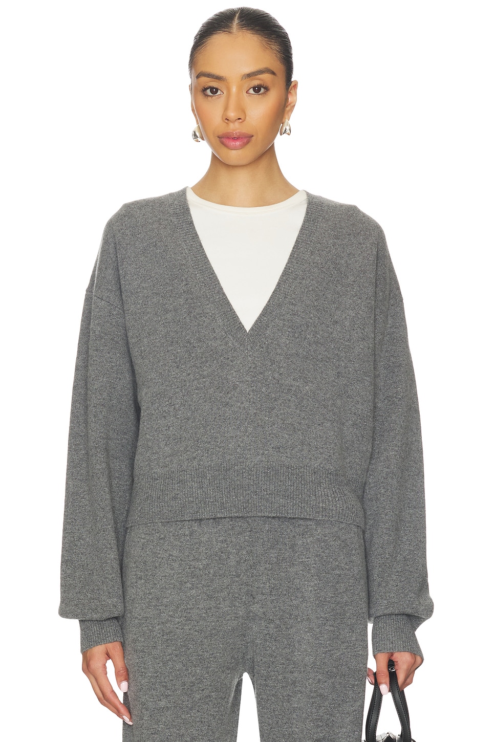 EAVES - Lonne Deep V-neck Sweater | Plush