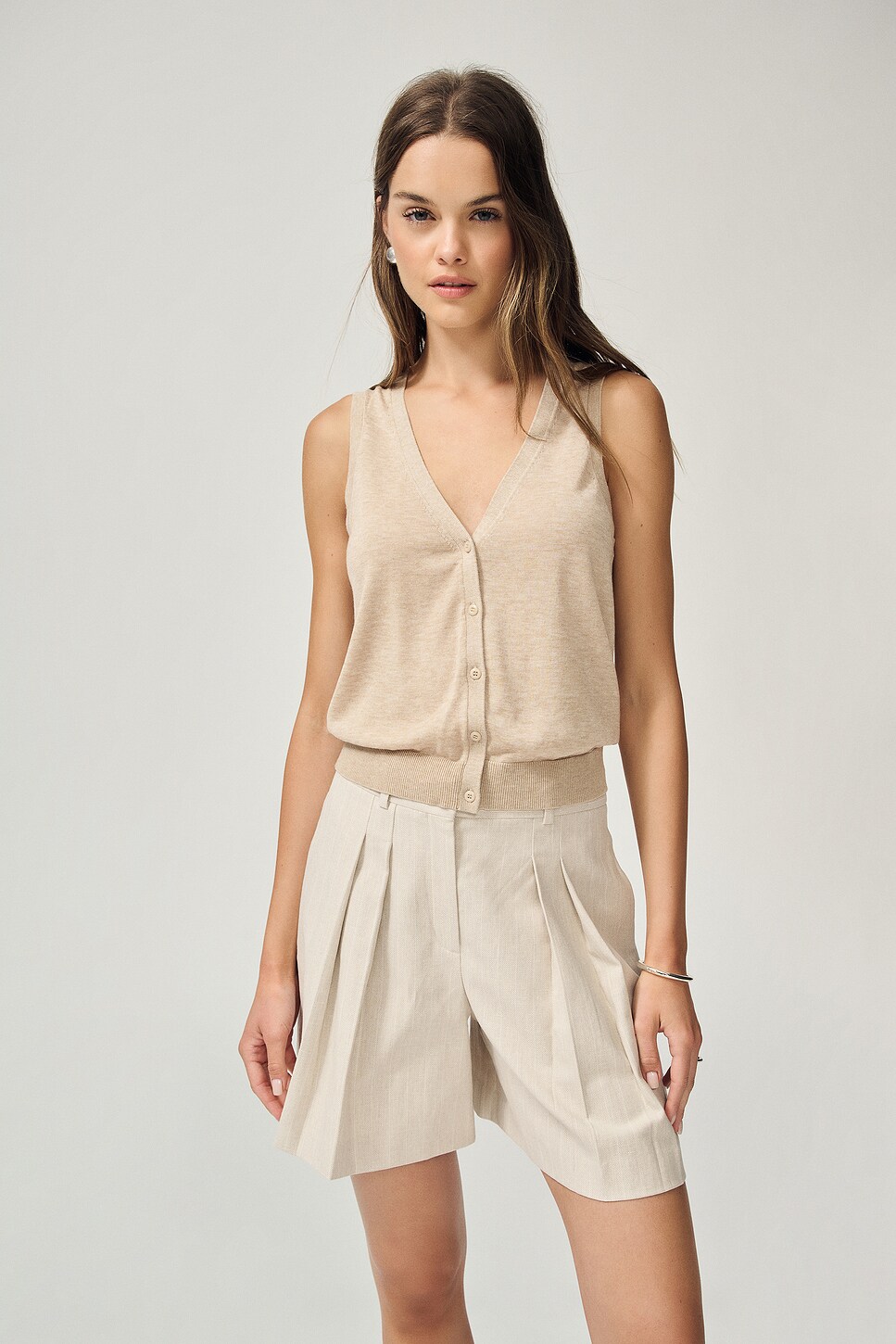 Dene Vest