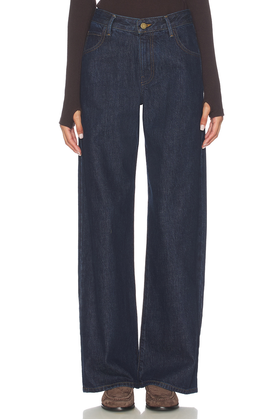 Relaxed Straight Leg Jean