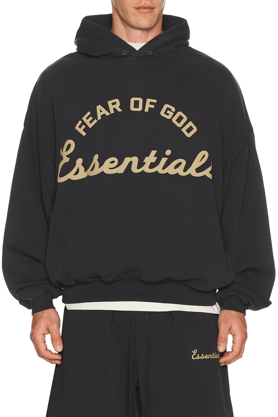 Fear of God ESSENTIALS TRAINING パーカー - Faded Black | REVOLVE
