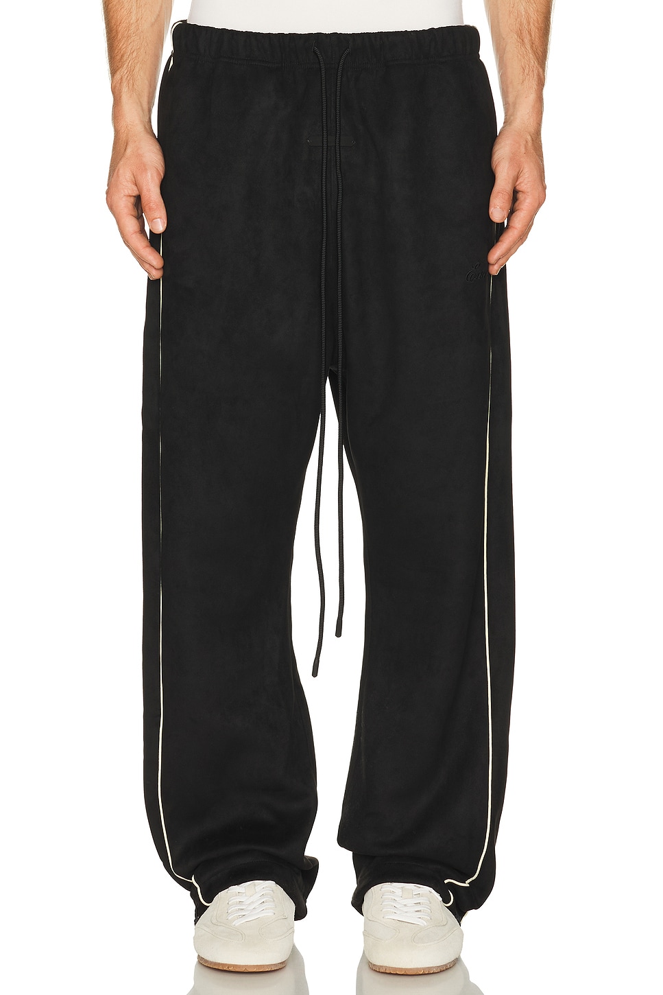 Fear of God ESSENTIALS SIGNATURE パンツ - Vintage Black | REVOLVE