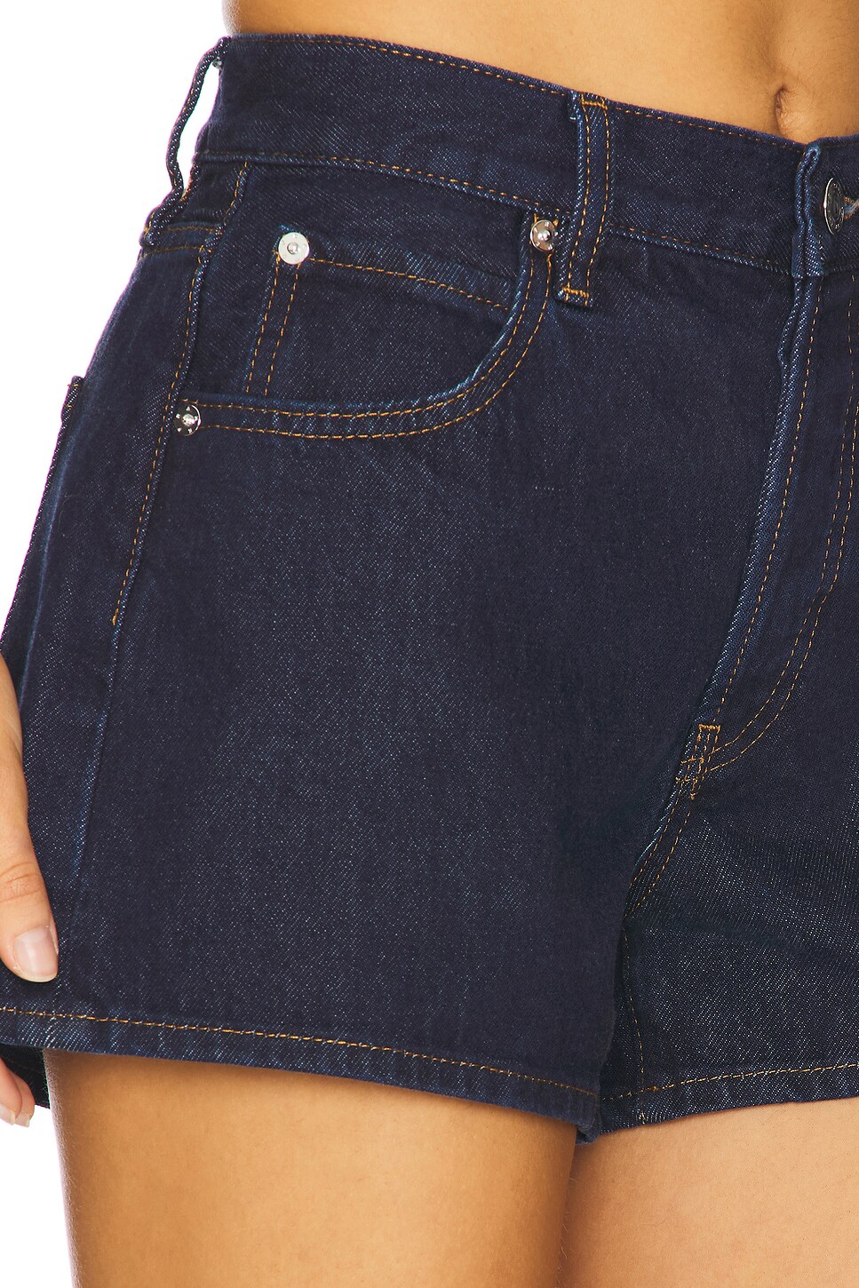 Hang Short
