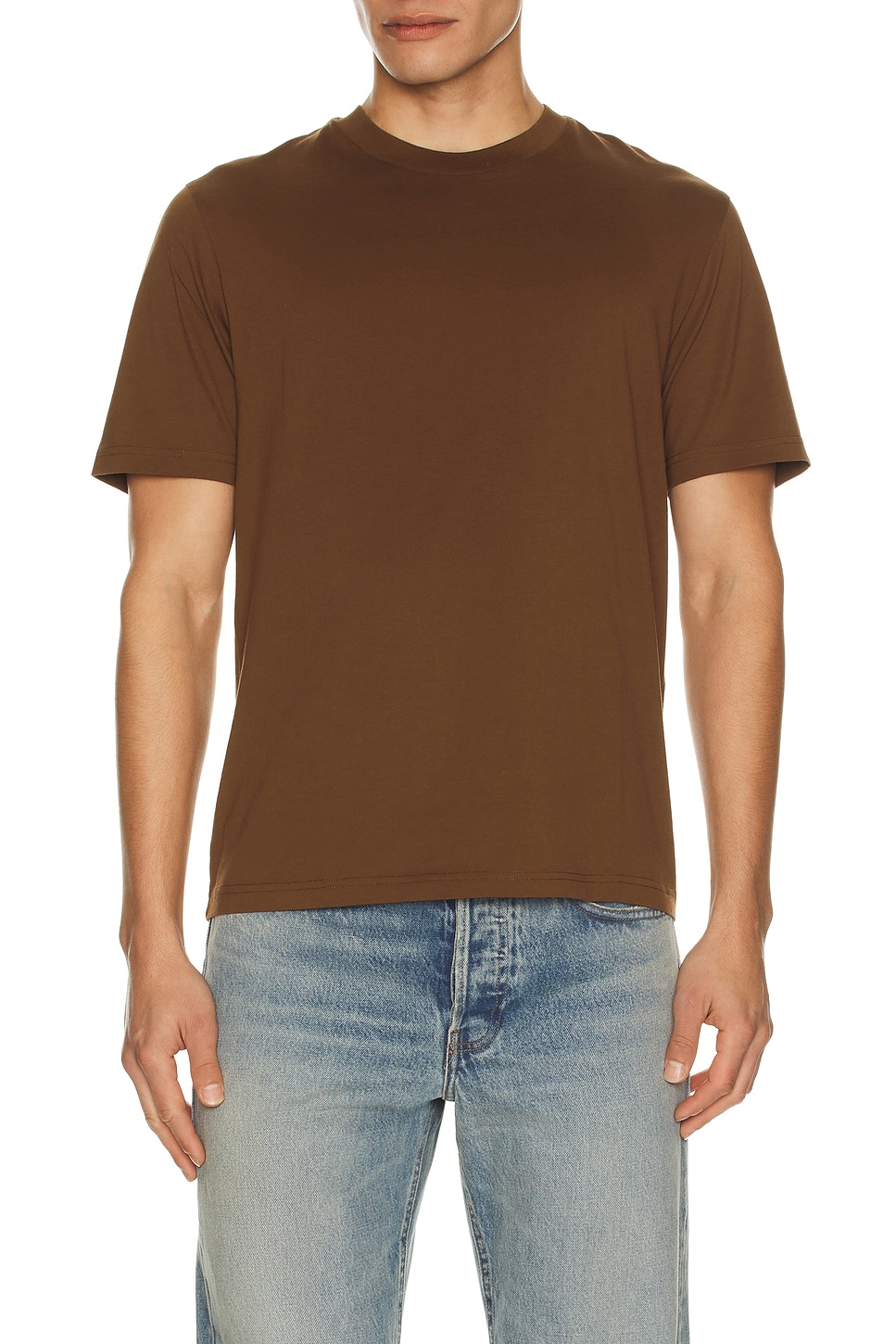 FRAME Tシャツ - Caramel | REVOLVE