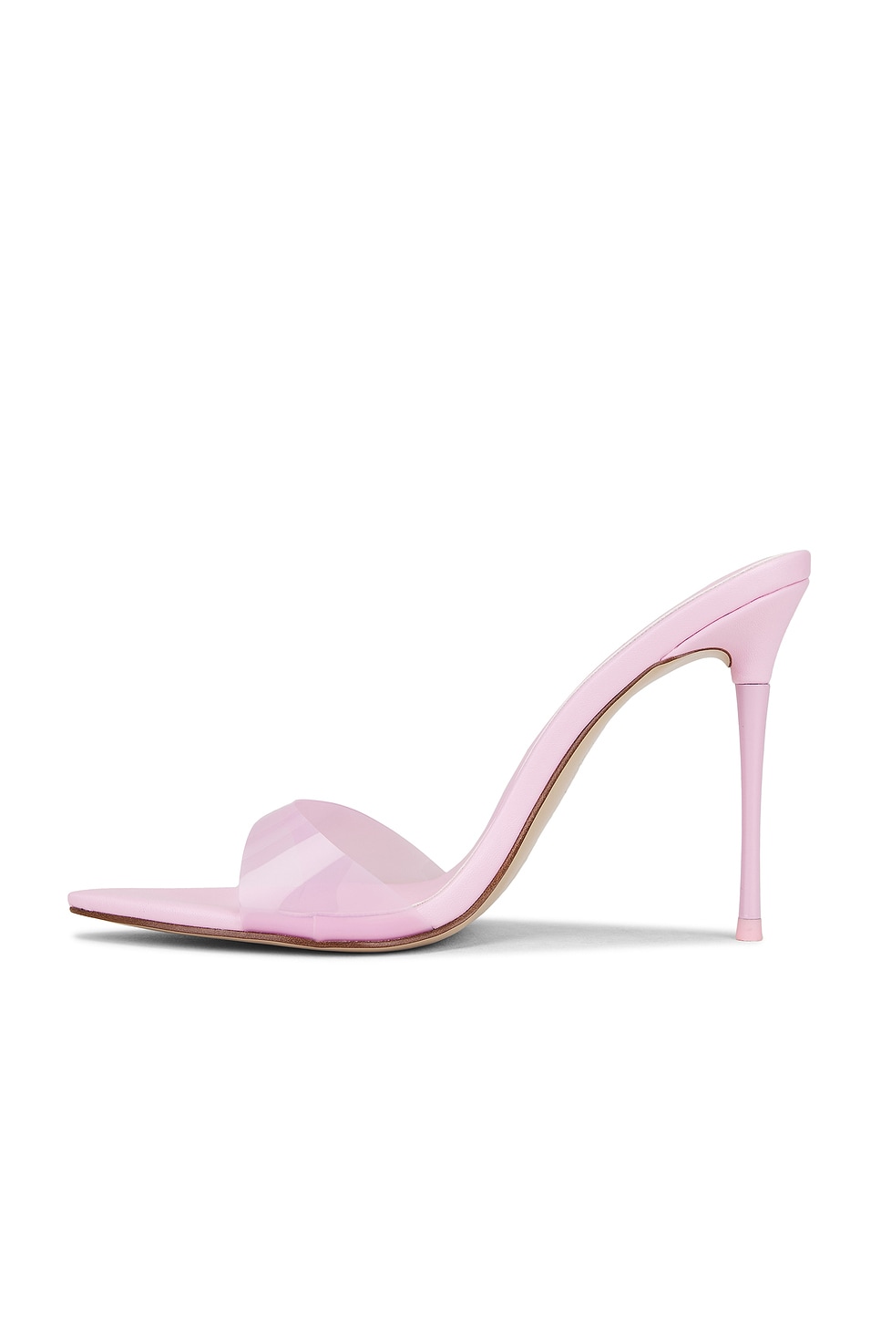 x REVOLVE Azucar Slipper