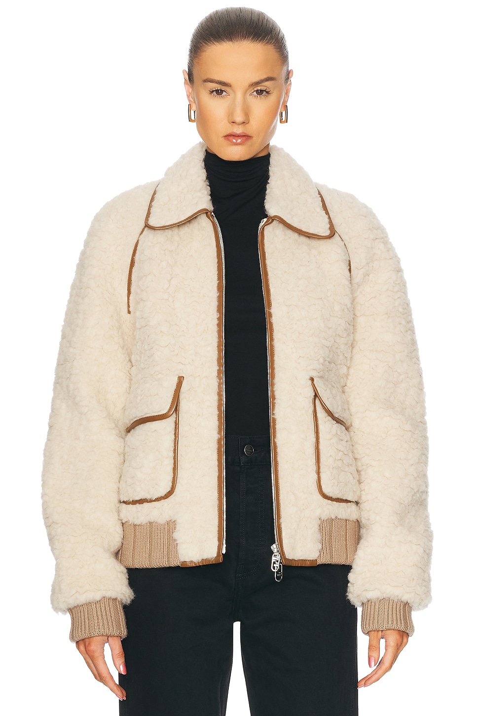 FENDI コーデュロイ ジャケット　ベージュ FWRD Renew FENDI ジャケット - Cream | REVOLVE