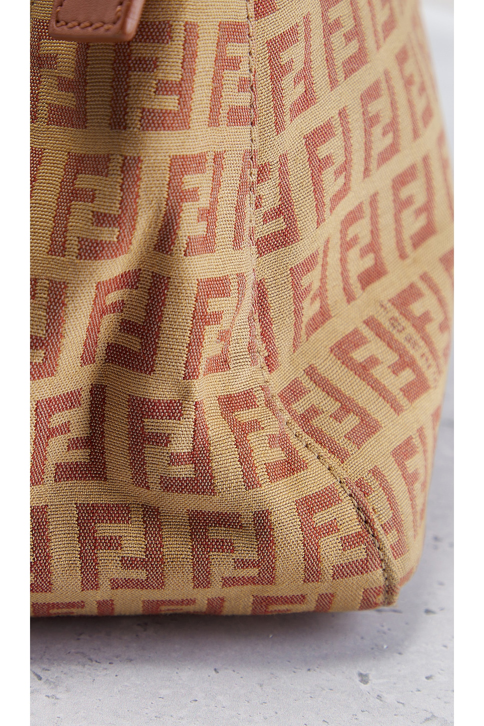 Fendi Pre-owned embroidered-logo Baguette Shoulder Bag - Pink