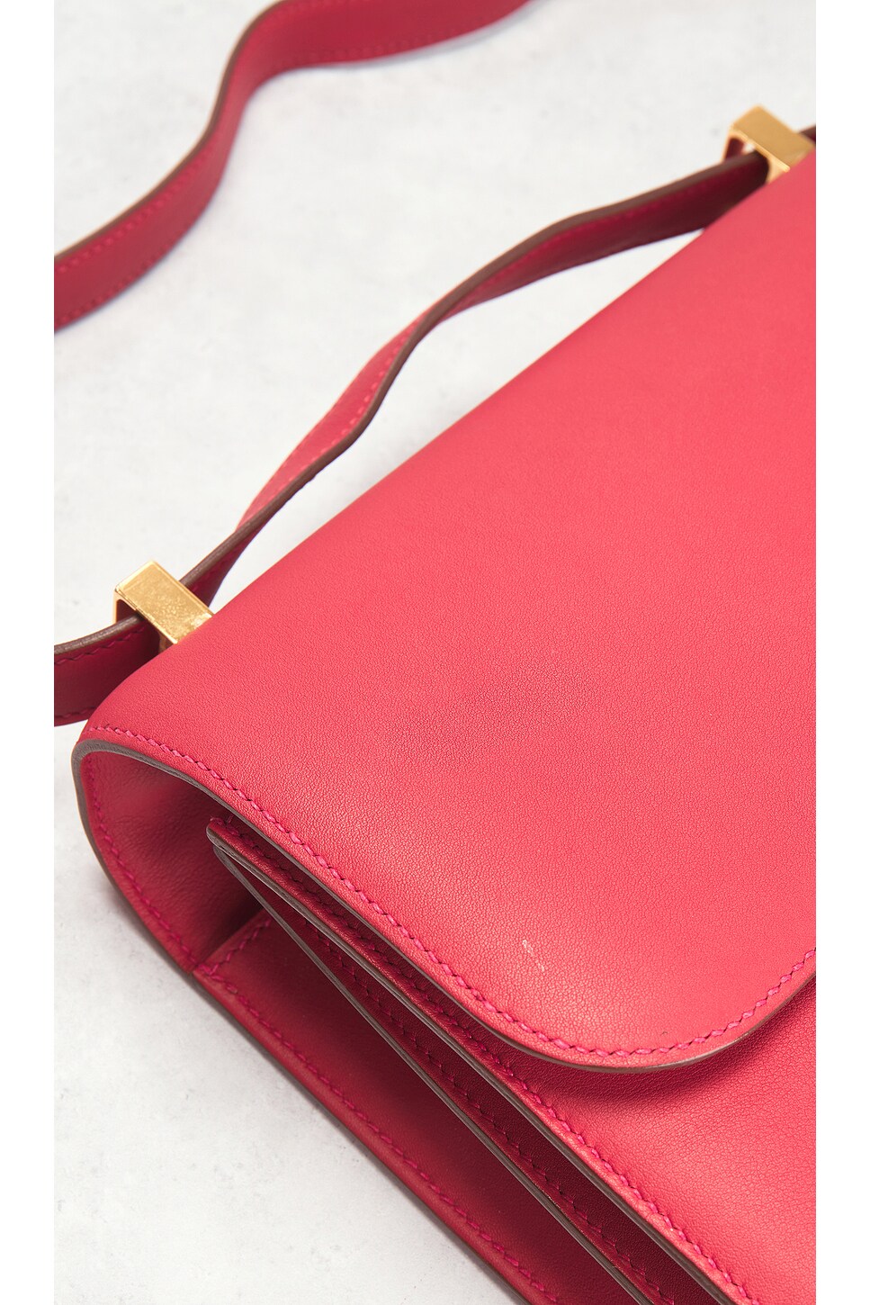 【オシャレ度UP！】HERMES スカーフワッペンCuir Quarterb'H 大人気】HERMES Carre 100 Rocabar de Rire スカーフ (HERMES