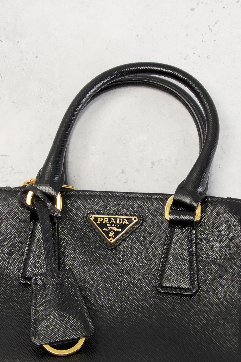 プラダ　サフィアーノ FWRD Renew Prada Saffiano Handbag in Black | REVOLVE