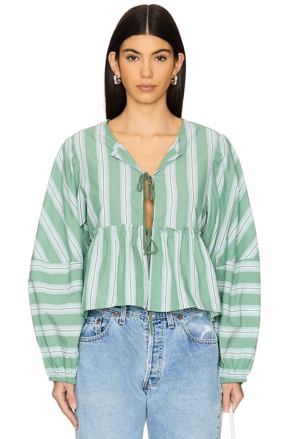(取寄) フリーピープル レディース ブランチ ベイブ ブラウザ Free People women Brunch Babe Blouse White Spruce Combo Free People Brunch Babe Blouse in White Spruce Combo | REVOLVE