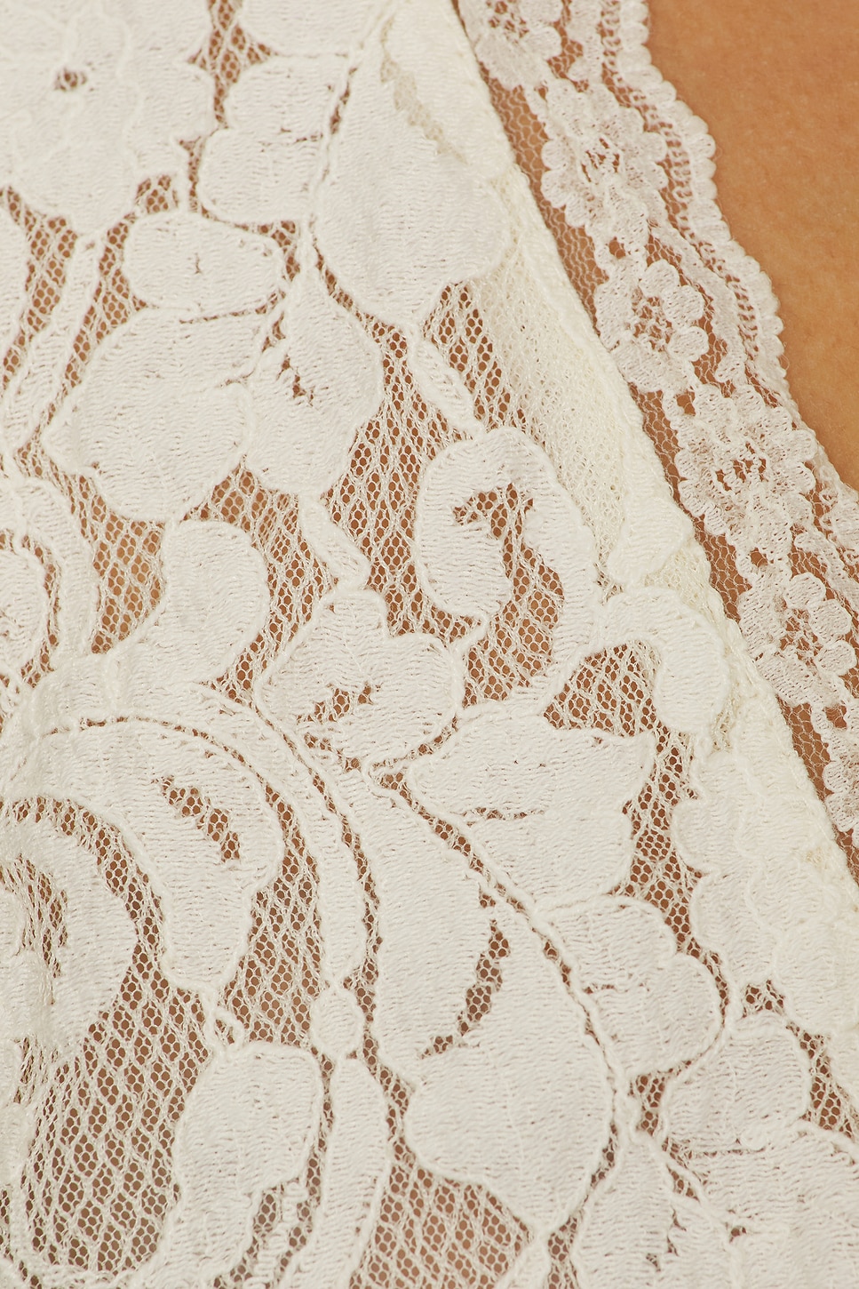 Free People WHISPERING LOVE レーストップス - Tofu | REVOLVE