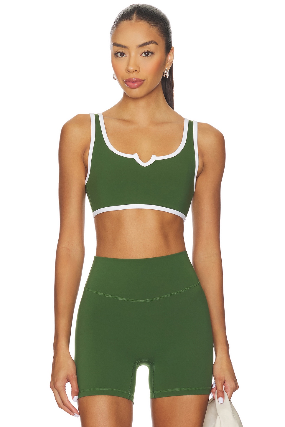 V Scoop Sports Bra