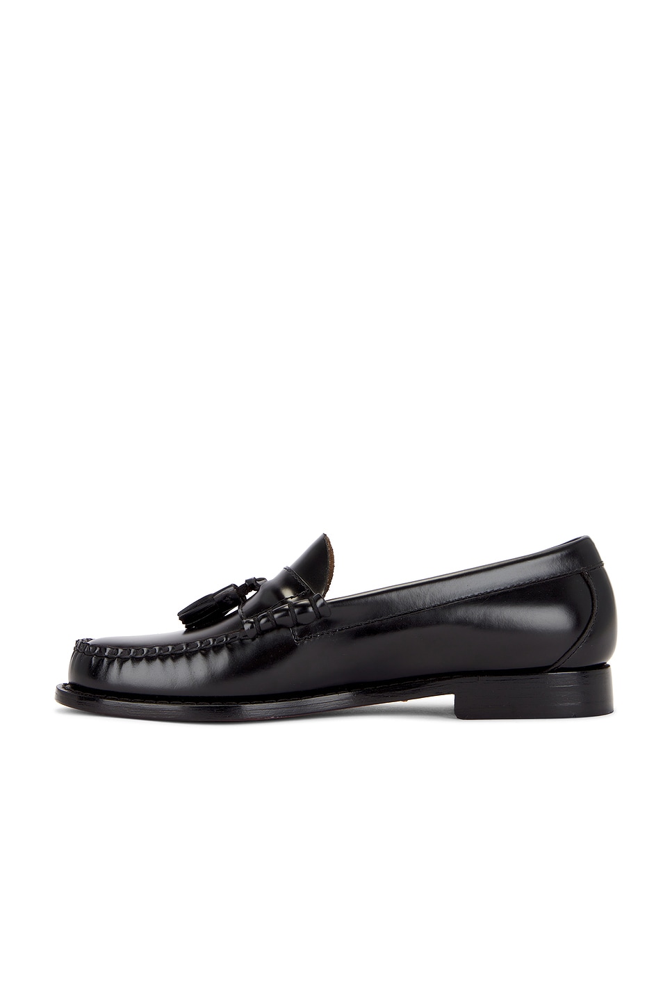 G.H.BASS Lennox Tassel Weejun in Black | REVOLVE G.H.BASS Lennox Tassel Weejun in Black | REVOLVE
