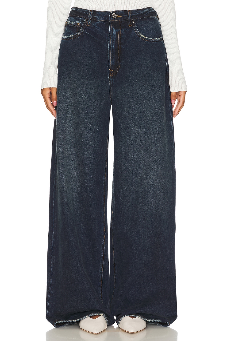 Rowan Oversized Baggy Jeans in Goleta View 1 of 7